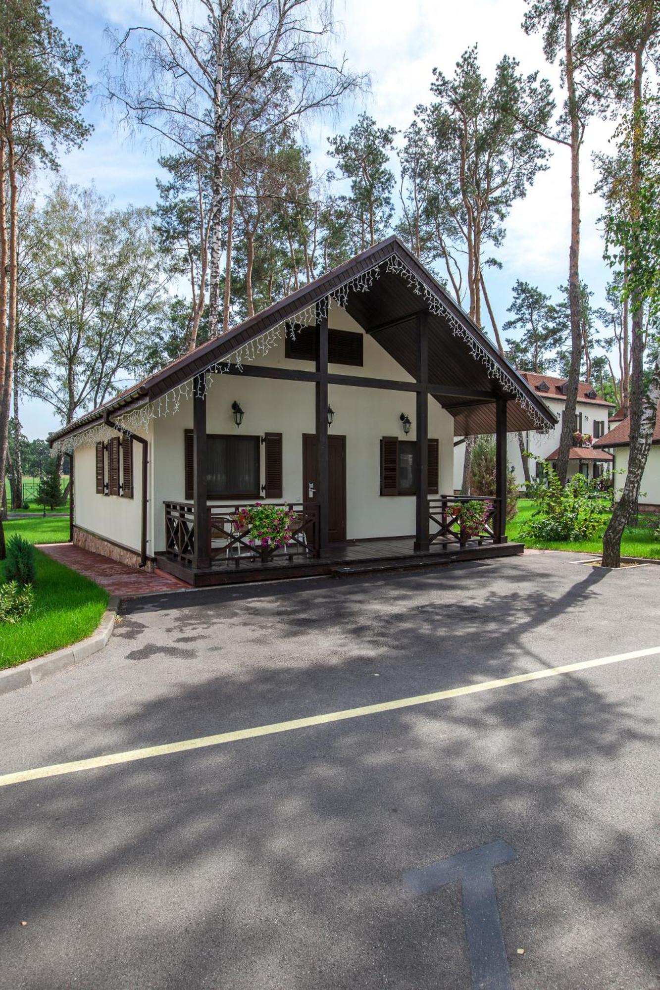 Park-Hotel Kidev Chubynske Exterior photo